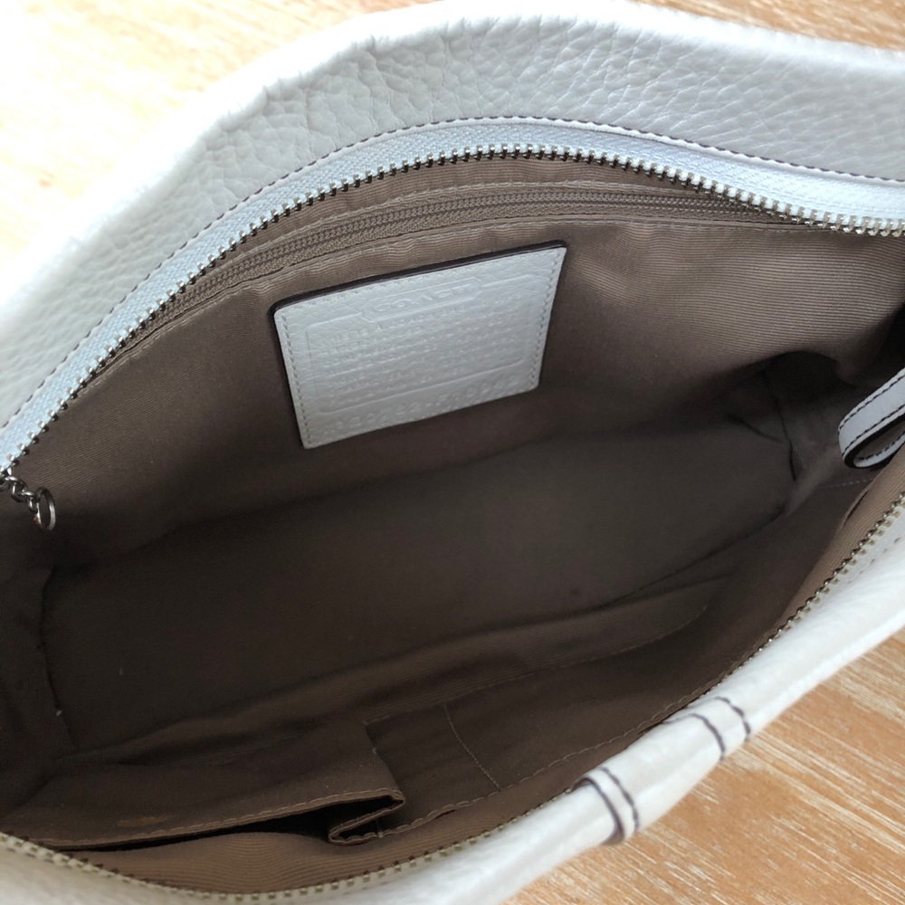 Coach Purse - Picture 4 of 4